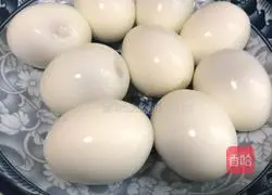 Illustration of how to make sweet vinegar pig's feet and ginger 6