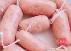 Illustration of homemade crispy small intestine 8