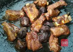 Illustration of how to make plum sauce short ribs 7