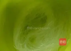 Illustration of how to make fried carrot and lean meat vermicelli 1