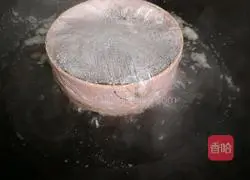 Illustration of how to make pork with pickled vegetables 14