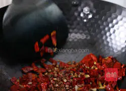 Illustration of how to make spicy spicy chicken 6