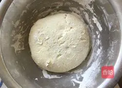 Illustration of how to cook potatoes and beans in one pot 7