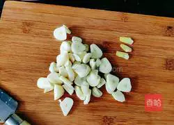 Illustration of how to make clams and broccoli 7