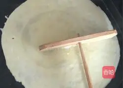 Illustration of how to make potato shredded burritos 10