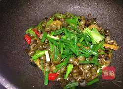 Illustration of how to make spicy beer screws 11