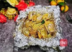 Illustration of how to make tinfoil rice noodles 11