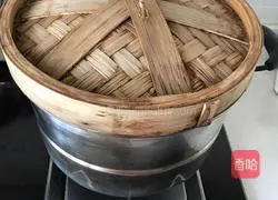 Illustration of how to make peacock fish with open tail 6