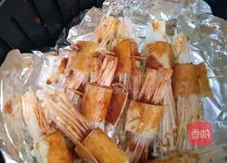 Illustration of how to make enoki mushrooms with roasted bean skin in air fryer 5