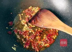 Illustration of how to make fried minced meat with edamame and rice 9