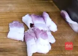 Illustration of how to make pork belly vermicelli and stewed tofu 3