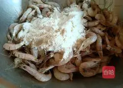 Illustration of how to make crispy river shrimp 7