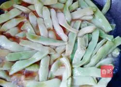 Tenderloin Stewed with Kidney Beans Recipe Illustration 4