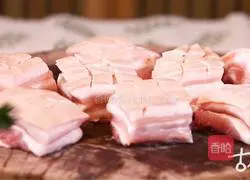 How was this pig made by the ancients thousands of years ago