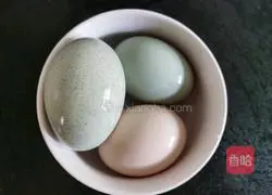 Illustration of three-color steamed eggs 1