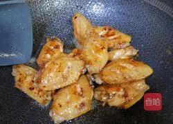 Illustration of Braised Chicken Wings 9