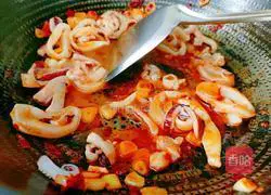 Illustration of how to make squid, fungus and fried cucumber 11