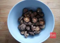 Illustration of how to cook chicken with mushrooms 4
