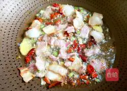 Illustration of how to make spicy and sour hand-shredded cabbage 6