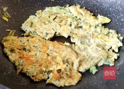 Illustration of how to make Chinese toon scrambled eggs 12