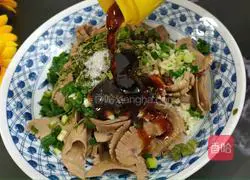 Illustration of how to make kidney flowers 13