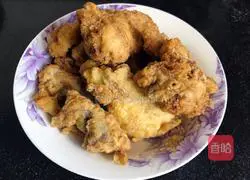 Illustration of how to make spicy crispy fish bones 1