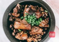 Illustration of how to make peanuts and southern suckling pig's trotters for weight loss 12