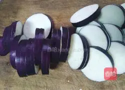 Illustration of how to make garlic tomato boxes 2