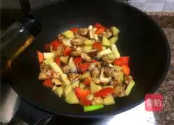 Illustration of how to make Sibao roasted chicken wings 8