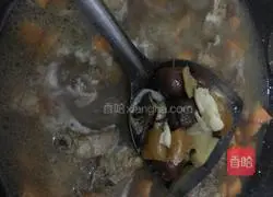 Illustration of how to make pork ribs rice 11