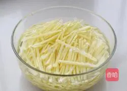 Illustration of how to make fried potato strips with mushrooms 2