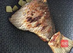 Illustration of braised water (fish tail) 7