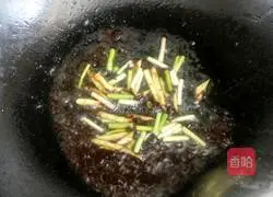 Illustration of how to make fried clams with sauce 5