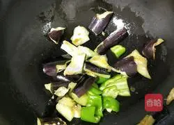 Illustration of how to make eggplant and pepper 3