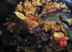 Illustration of how to make spicy hot pot shrimp 14