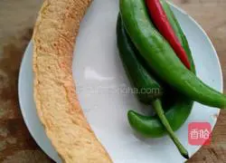 Illustration of how to make braised fish and tofu 1