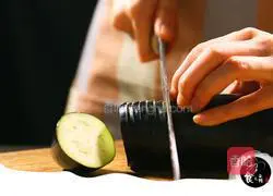 Lantern Eggplant Recipe Illustration 3