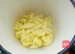 Fresh shrimp Illustration of how to make fried peas with smooth eggs 8