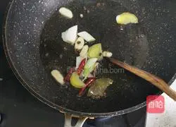 Braised crucian carp recipe 6