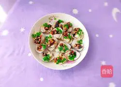 Illustration of how to make garlic clams 1