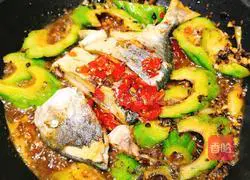 Illustration of how to make braised fish with bitter melon in juicy sauce 7