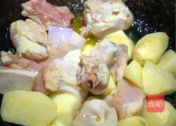 Recipe for braised chicken nuggets with soy-flavored potatoes Illustration 6