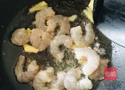 Illustration of how to make fried shrimps with broccoli 10