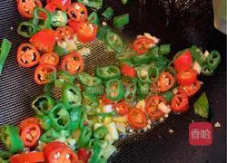 Illustration of how to make spicy stir-fried clams 7