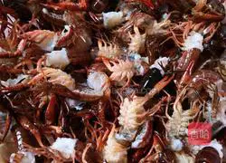 Illustration of how to make spicy crayfish 2