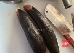 Illustration of how to cook roasted pork with eggplants 3