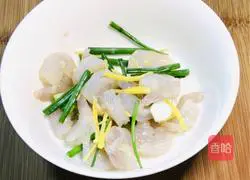 Cantonese style - fried shrimps with broccoli illustration 3