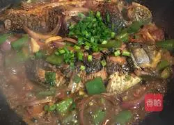 Braised crucian carp recipe 14