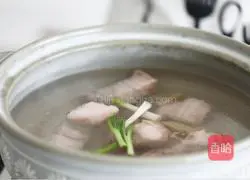 Illustration of the special red secret braised pork recipe 2