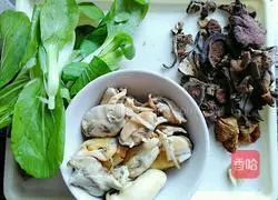 Illustration of how to make fried Xinghua rice noodles 1